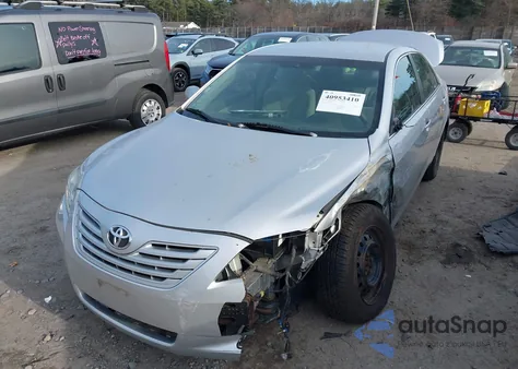 2009 Toyota Camry z USA, uszkodzony, nr VIN 4T1BE46K29U902337